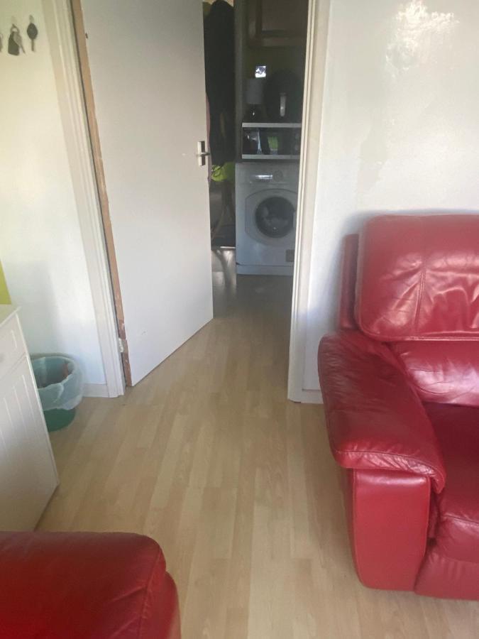 Travelling Stop Lejlighed Swindon Eksteriør billede