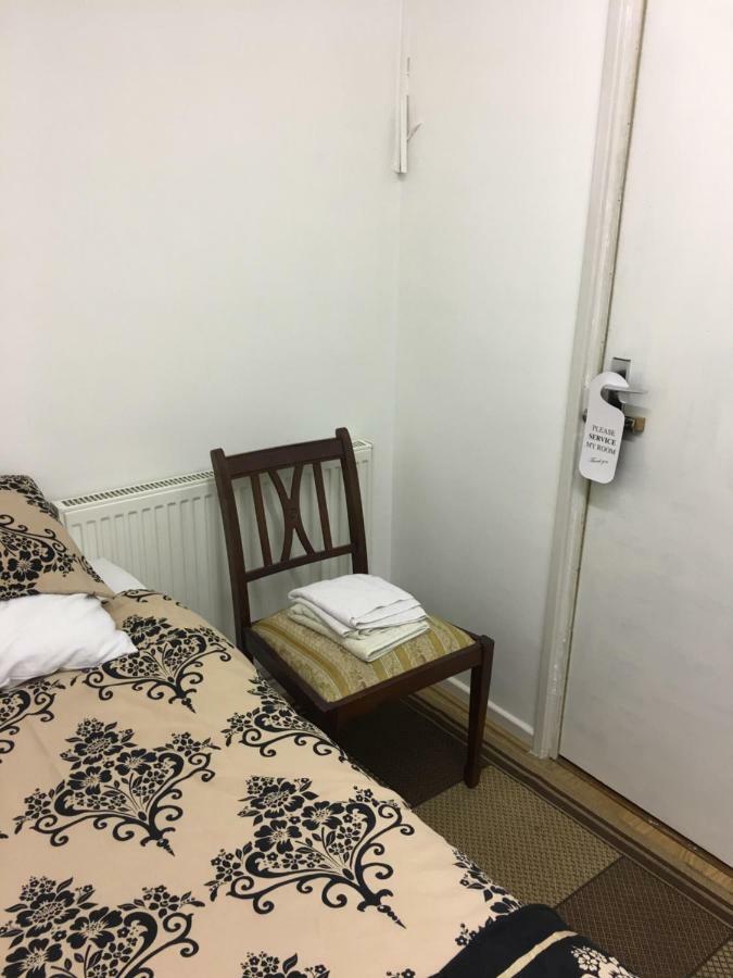 Travelling Stop Lejlighed Swindon Eksteriør billede