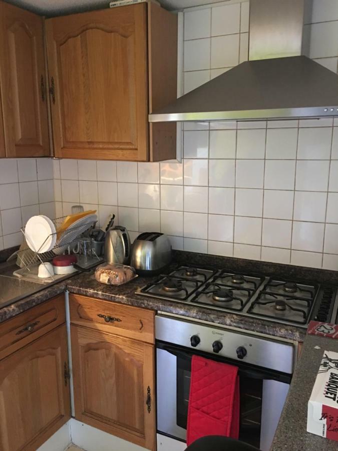 Travelling Stop Lejlighed Swindon Eksteriør billede