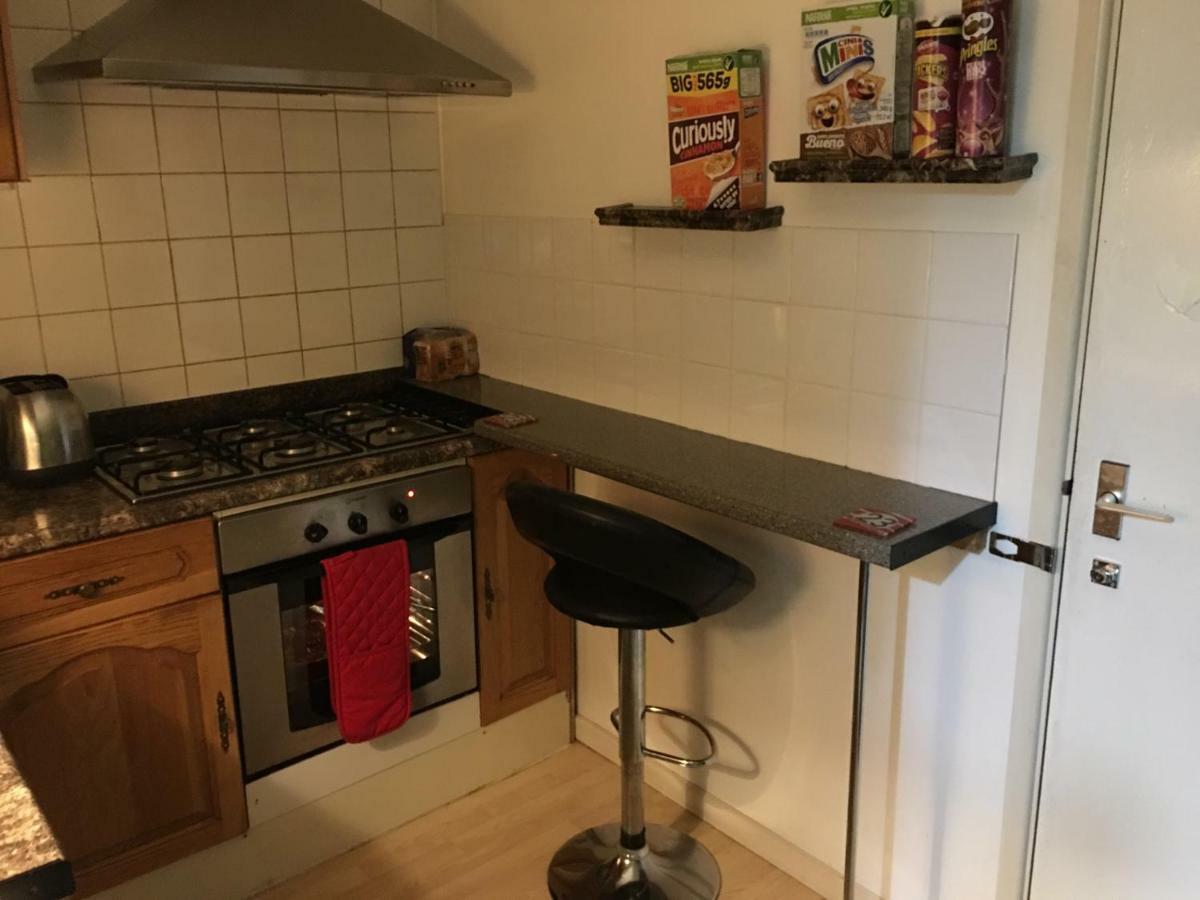 Travelling Stop Lejlighed Swindon Eksteriør billede